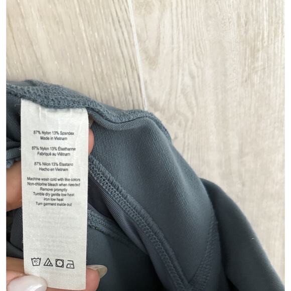 Alo Yoga Leggings Womens XS Runway Blue Grey Side Mesh Full Length Gym Workout - Picture 16 of 16